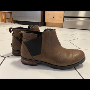 Sorel Emilia Chelsea Bootie size 8.5